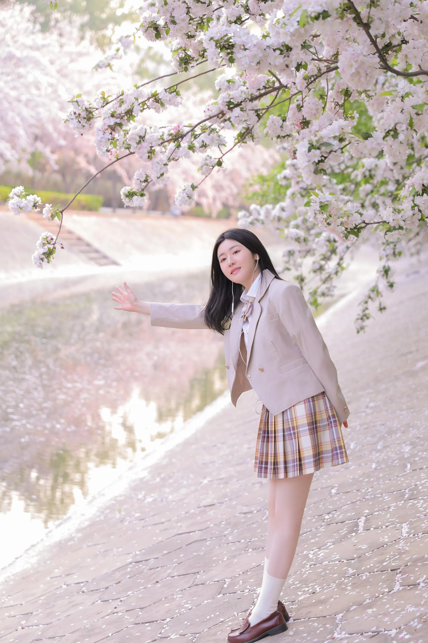 [YITUYU艺图语]2022.07.05 海棠花溪 oeil [25P]插图2